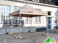 Bedrukking van een easy-up tent 3x3 Solid 50 pvc beige op de 4 dakboorden voor Gemeente Ichtegem.