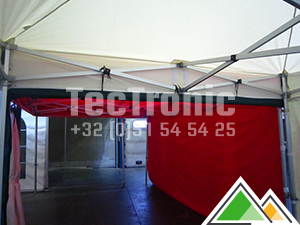 Koppel 2 easy-up tenten waterdicht met deze regengoot
