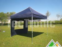 Blauwe easy-up tent met 1 zijwand
